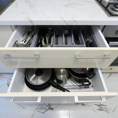 Daniela Бухарест